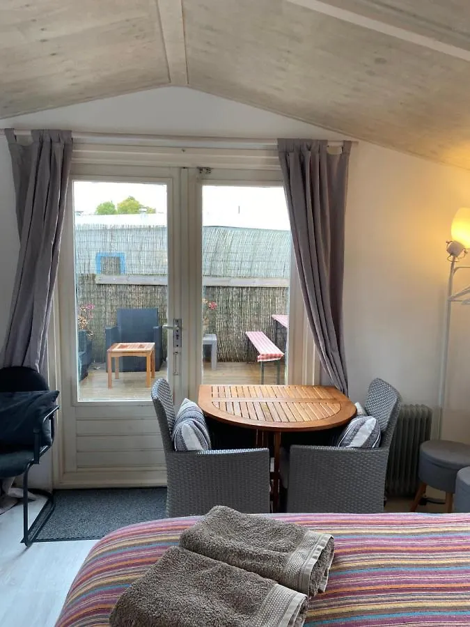 Bed and breakfast Amsterdam Boat Studio